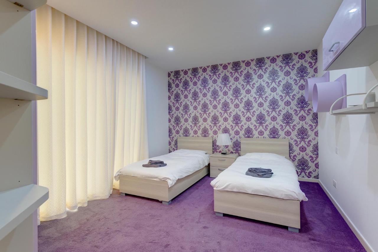 Luxury Apt W/ Side Seaviews And Pool, Top Location Sliema Luaran gambar