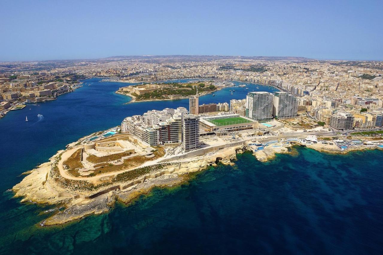 Luxury Apt W/ Side Seaviews And Pool, Top Location Sliema Luaran gambar
